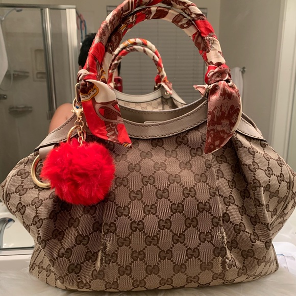 Authentic Gucci Sukey shoulder bag - Picture 1 of 16